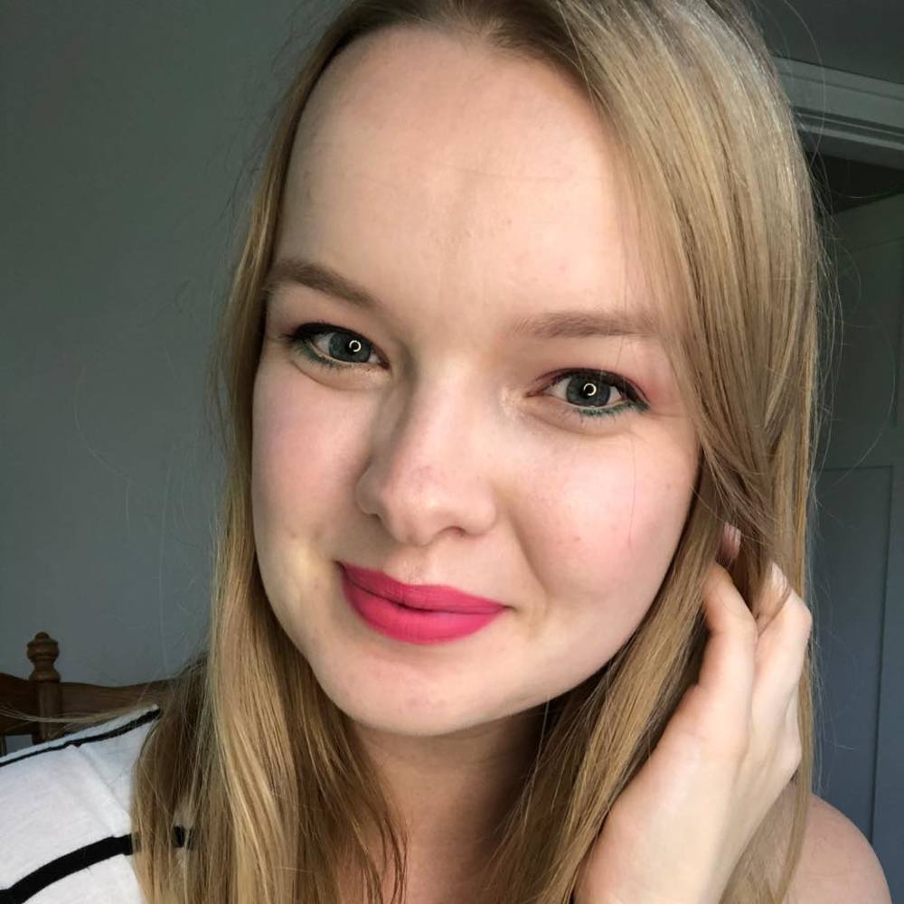 Meet your Posher, Abigail